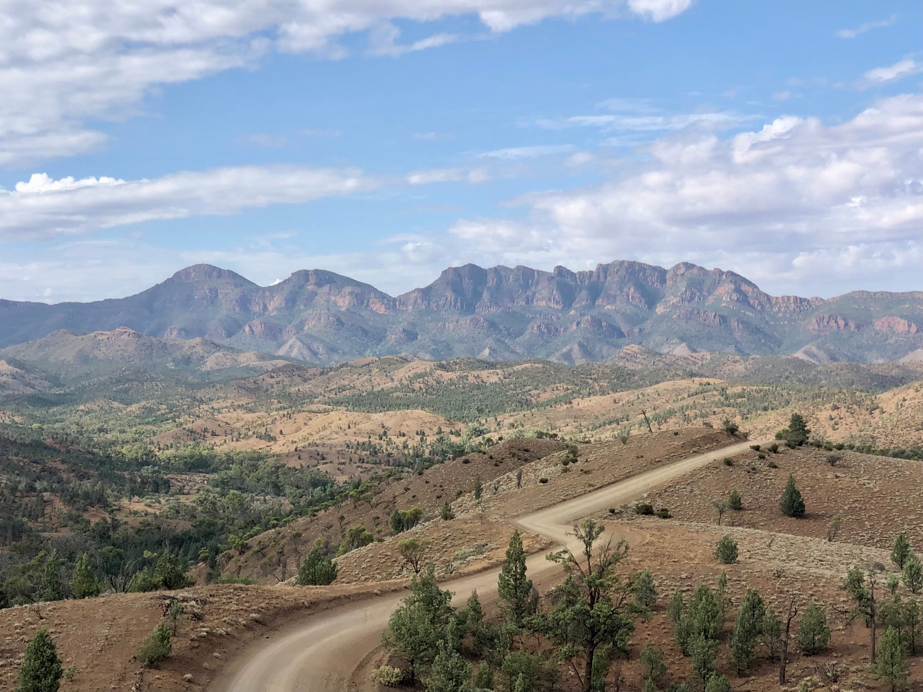 Flinders Ranges Tours, Lake Eyre Tours, Simpson Desert Tours